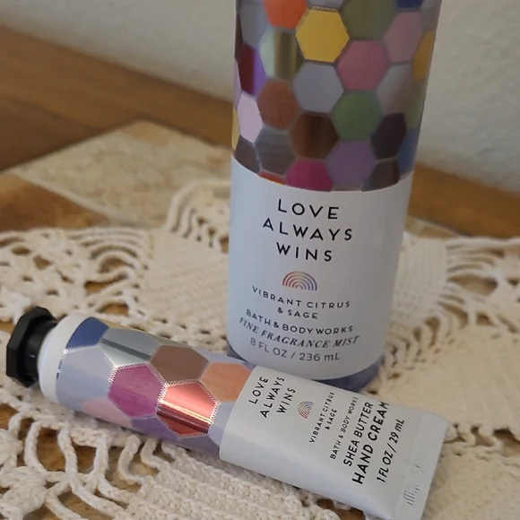 Bath & Body Works Love Always Wins Citrus & Sage Set - Picture 4 of 4